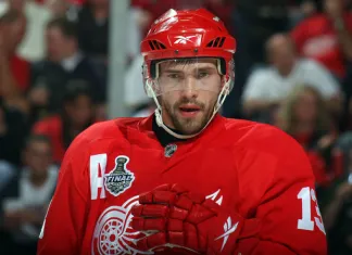 НХЛ: Павел Дацюк продлил контракт с «Детройтом» еще на три года