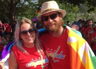 НХЛ: Голкипер сборной Канады объяснил мотивы своего участия в гей-параде