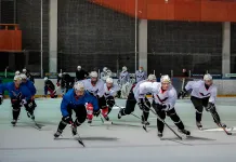 В составе «Ястребов» предсезонную подготовку начали 30 хоккеистов