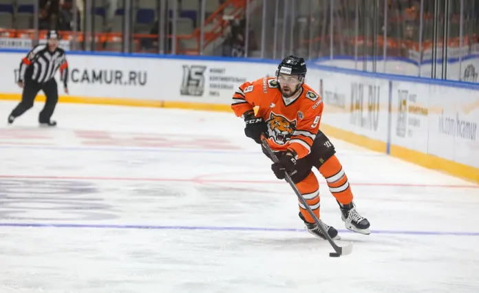 21-летний белорусский форвард забросил дебютную шайбу в КХЛ