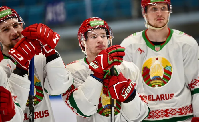 Три хоккеиста покинули расположение сборной Беларуси