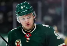Российская звезда НХЛ принимает ванны из крови оленя