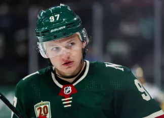 Российская звезда НХЛ принимает ванны из крови оленя
