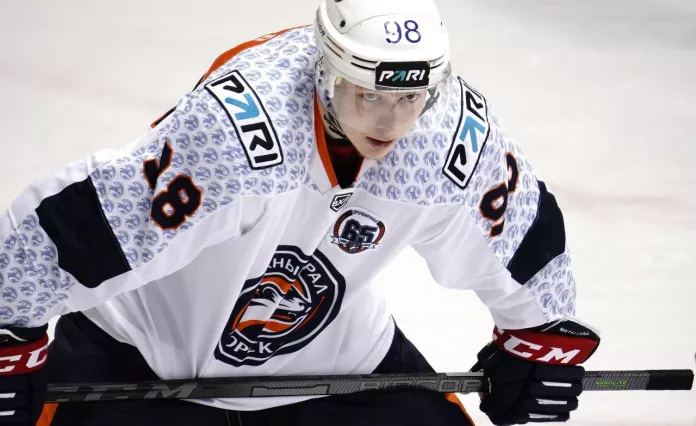 Алексей Фурса набрал 10-й балл в нынешнем сезоне ВХЛ
