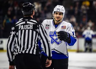 USHL: Яваш набрал 2 очка и стал третьей звездой матча, Шостак отразил 35 бросков в победной игре