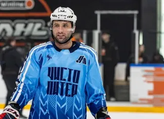 Роман Ротенберг устроил веселый перформанс в хоккейной Медиалиге