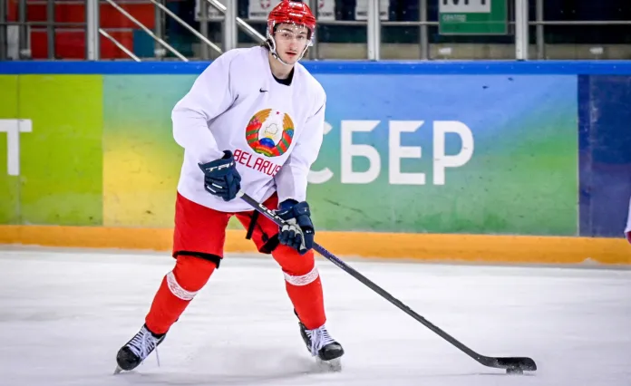 Молодёжная сборная Беларуси стартовала в Новосибирске с разгромной победы над Казахстаном U20 