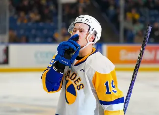 Три очка Сидорова не выручили «Саскатун» от поражения в шестом матче серии плей-офф WHL