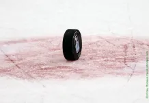 Форвард из QMJHL дисквалифицирован на 15 матчей за удар соперника головой об лед