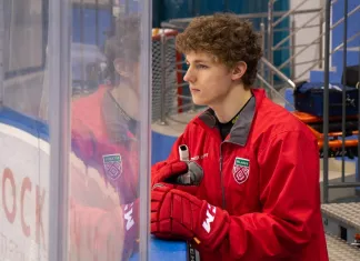 Один из лидеров молодежной сборной Беларуси получил серьезную травму на скамейке запасных