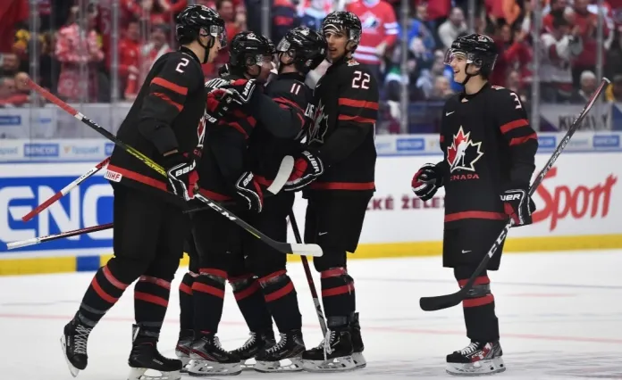 Сборная Канады в матче-триллере одолела Россию и выиграла золото МЧМ-2020