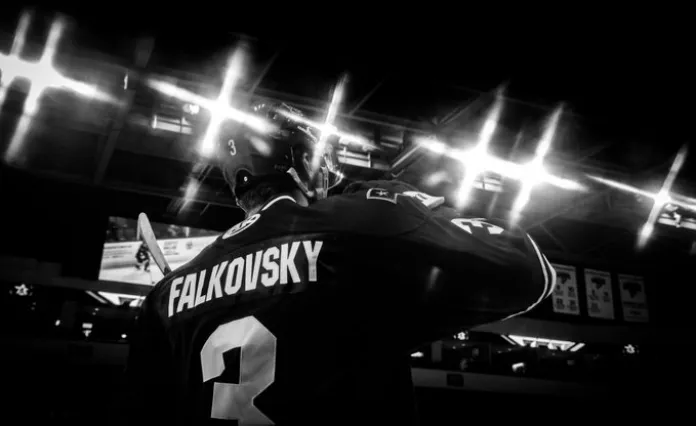 ECHL: Степан Фальковский стал главным героем матча против «Юты»