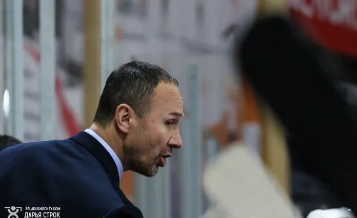 «Юность» осталась без главного тренера, «Брест» впервые победил «Химик», Шарангович снова забил на предсезонке НХЛ - всё за вчера