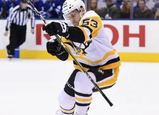 Шайба латвийского хоккеиста вошла в ТОП-10 лучших голов первой недели НХЛ