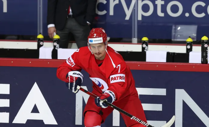 «БХ». Дмитрий Орлов: С белорусами надо играть в свой хоккей, который будем показывать в плей-офф