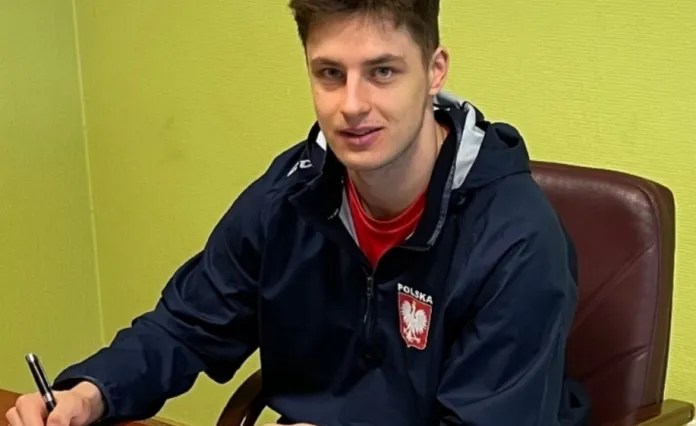 Белорусский защитник вызван в сборную Польши в рамках подготовки к Олимпийской квалификации