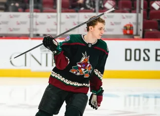Владислав Колячонок набрал дебютное очко в НХЛ