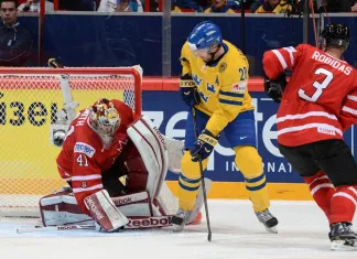 Шведы в серии буллитов вырвали у канадцев путевку в полуфинал ЧМ-2013