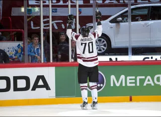НХЛ: Экс-форвард ОЧБ может продолжить карьеру в «Ванкувере»