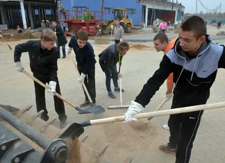 Более 500 добровольцев приняли участие в работах на «Чижовке-Арена»