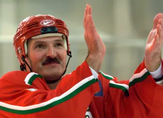 Александр Лукашенко: Не думал, что в Туркменистане могут за такое время построить ледовые дворцы и научить играть в хоккей