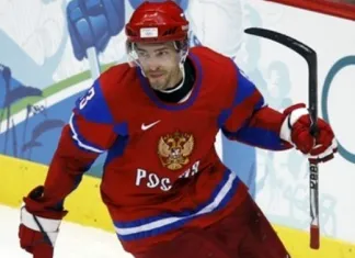 Олимпиада: Капитан олимпийской сборной России вышел на лед
