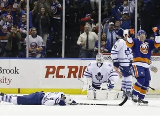 НХЛ: Набоков помог «Айлендерс» одолеть «Торонто» 