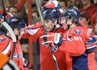 НХЛ: Фантастическая игра Кузнецова помогла «Вашингтону» одолеть «Ванкувер»