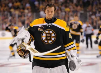 Лучшим вратарем НХЛ стал финский страж ворот «Бостона»