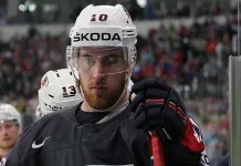 НХЛ: Хоккеист сборной США получил контракт от 