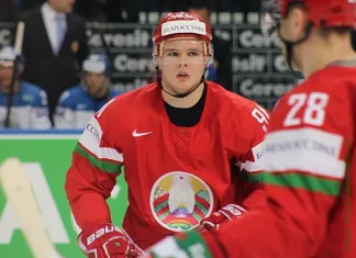 НХЛ: Белорусский защитник поедет в тренинг-кэмп «Чикаго»