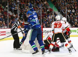 НХЛ: «Калгари» терпит восьмое поражение кряду, уступив «Ванкуверу» 