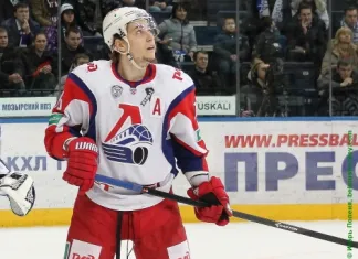 КХЛ: Форвард «Локомотива» и сборной России продолжит карьеру в НХЛ