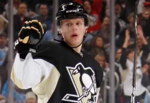 НХЛ: «Питтсбург» продлил контракт с финским защитником на шесть лет