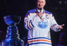 НХЛ: Гретцки сыграет в матче ветеранов