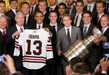 Барак Обама: Кто лучше играет в хоккей, США или Канада? Прошу прощения, но Кубок Стэнли находится в моём родном городе