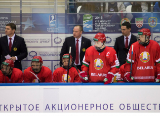 Юрий Файков: Несмотря на огромную психологическую нагрузку в работе с юниорской сборной, я очень доволен