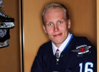 НХЛ: «Виннипег» подписал контракт новичка с финским форвардом