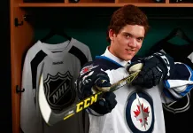 НХЛ: «Виннипег» подписал контракт новичка с форвардом
