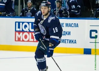 Защитник сборной Беларуси набрал первое очко в карьере в КХЛ