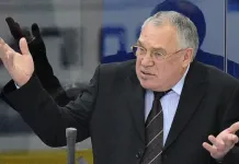 Клуб КХЛ за месяц отправил в отставку уже второго главного тренера