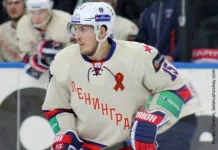 КХЛ: Нападающий «Авангарда» продолжит карьеру в «Автомобилисте»