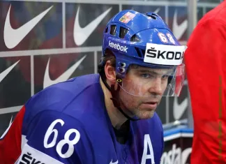 Легендарный чех начал обсуждать новый контракт в НХЛ
