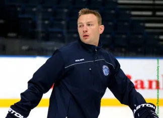 Константин Кольцов: Мы недавно ездили по хоккейным школам в регионах - дети никому не нужны