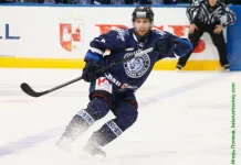 КХЛ: Экс-динамовец подписал контракт с «Цюрихом» 