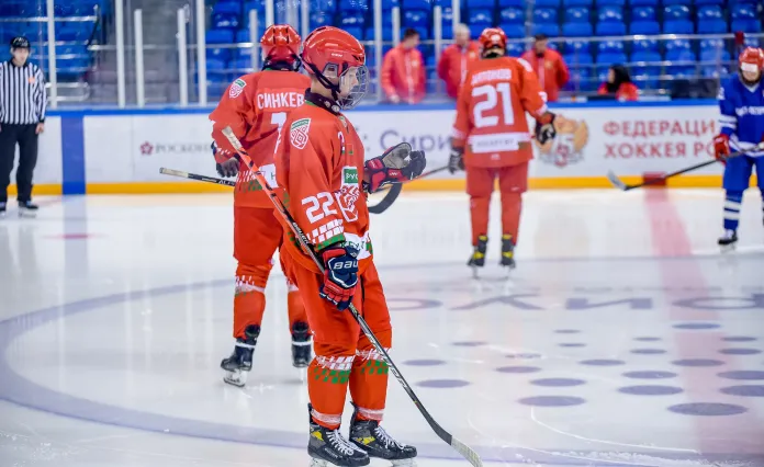 Беларусь U16 крупно уступила в Сочи, Жигалов попал в список лучших оверэйджеров драфта НХЛ — все за вчера