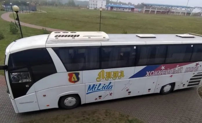 Автобус хоккейного клуба «Лида» попал в серьезное ДТП
