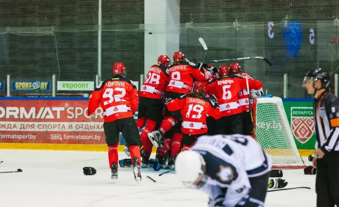 «Ястребы» выиграли Кубок Цыплакова, смерть от шайбы 14-летнего хоккеиста, Сотишвили и Мороз отправились в МХЛ - всё за вчера