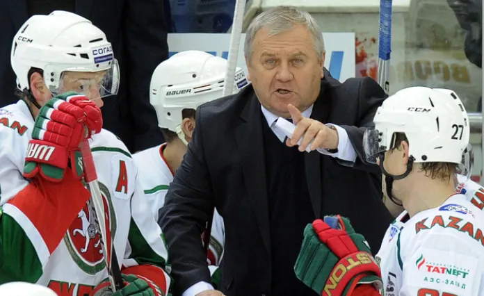 Заслуженный тренер Беларуси поделился мнением о плохой форме «Ак Барса»