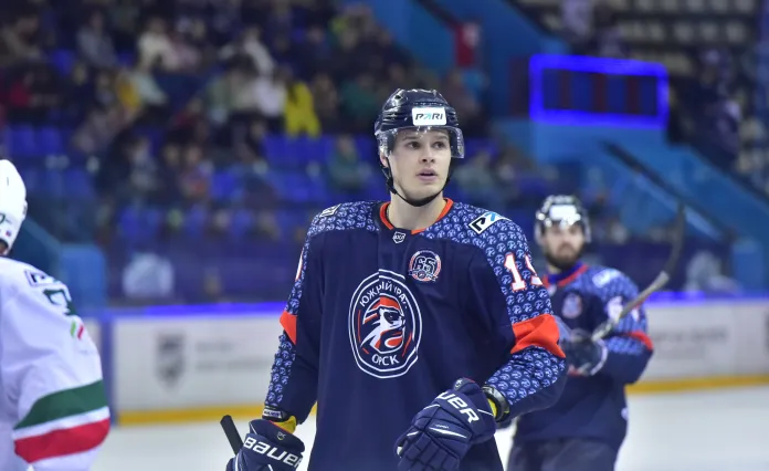 Илья Литвинов забросил свою первую шайбу в сезоне ВХЛ